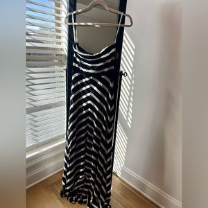 Black and white maxi dress